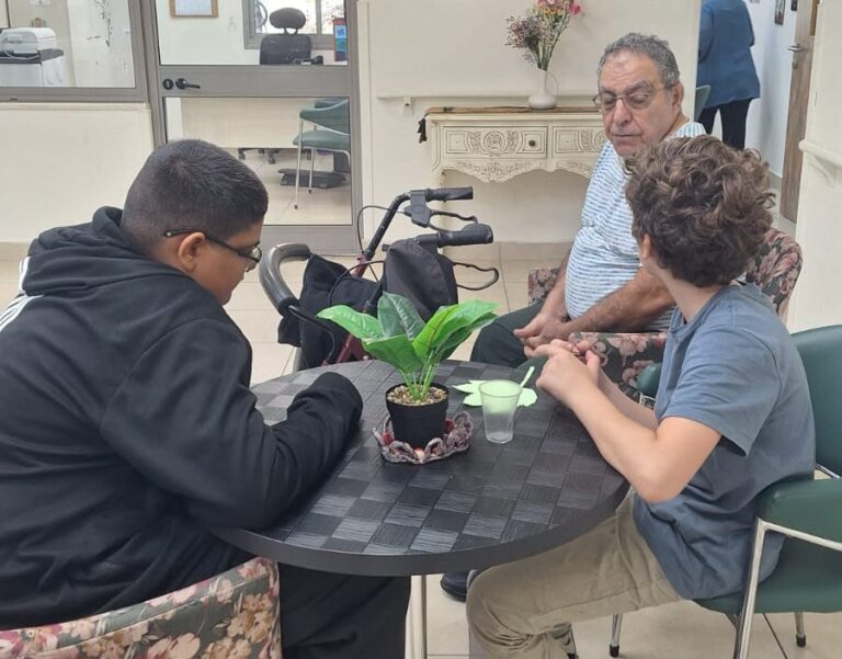 ‏תמונה מתוך Facebook בית ספר פסגות